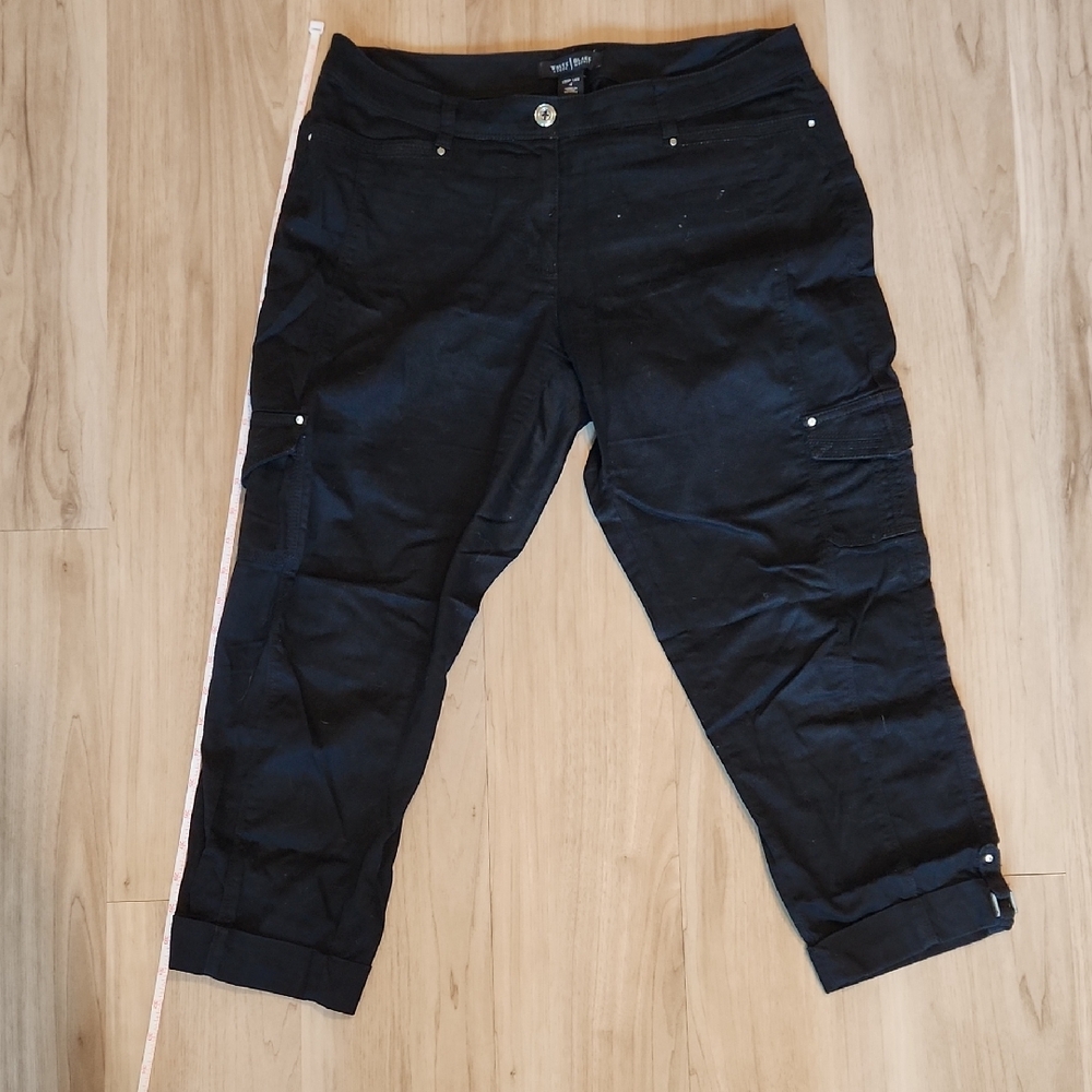 Black Women's Capris